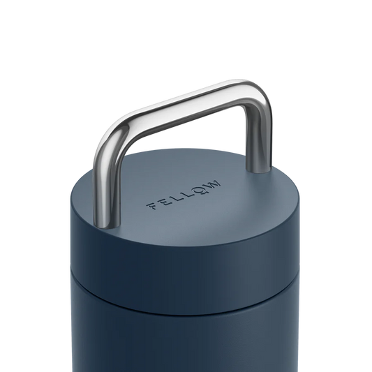 FELLOW - Carter Carry Water Bottle - 590 ml - Bleu marine
