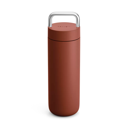FELLOW - Carter Carry Water Bottle - 590 ml - Rouge sienna